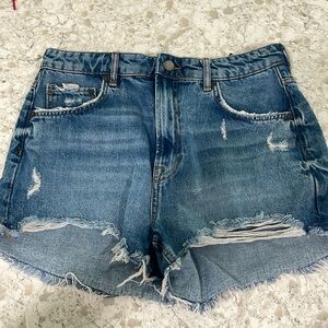 Zara Mid-Rise Blue Jean Shorts - Size 10